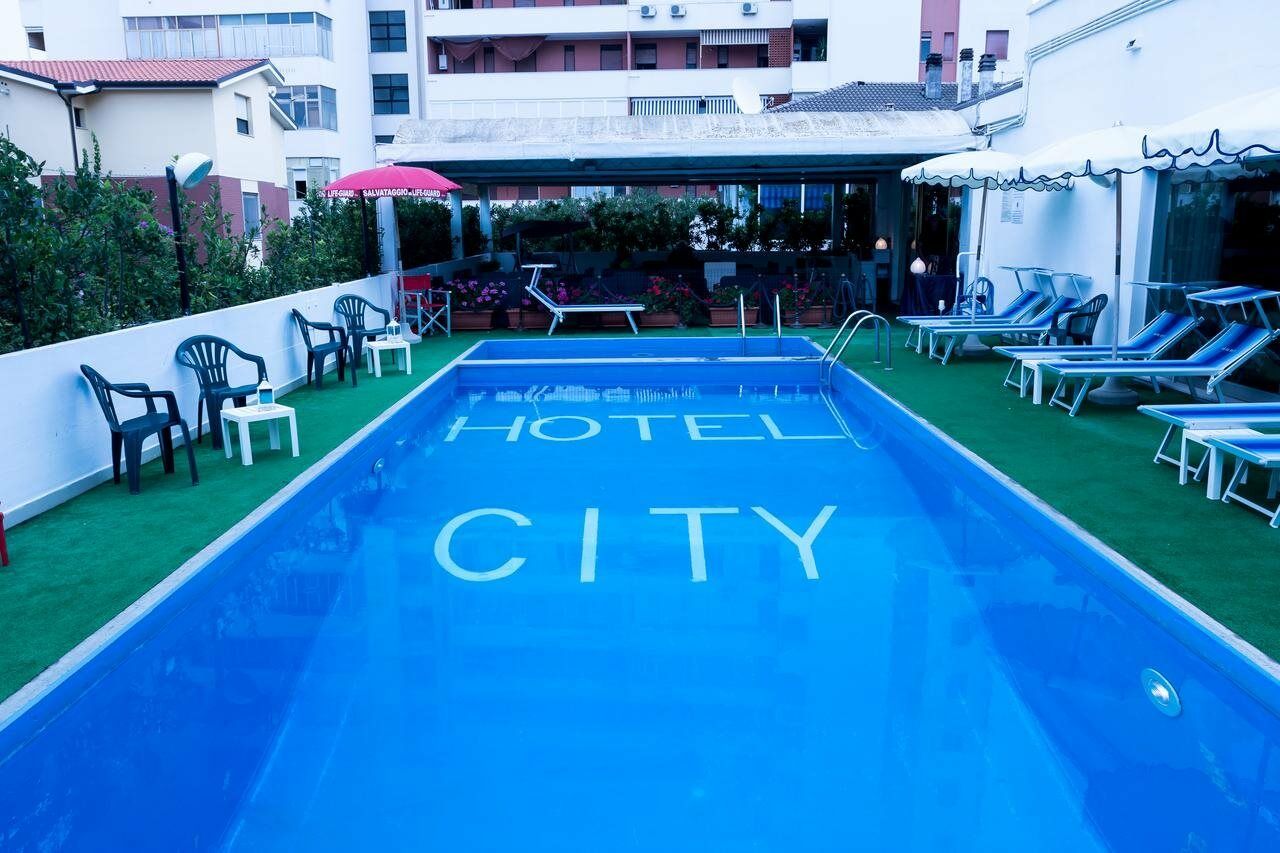 Hotel City Montesilvano Marina エクステリア 写真